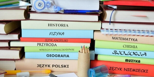 podręczniki.jpg
